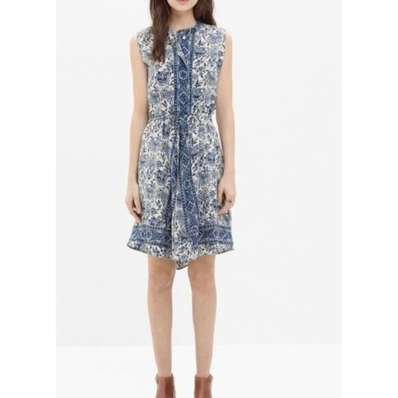 Madewell Dresses & Skirts - Madewell Silk Journey Shirtdress Blue White Porcelain Floral Print Women’s Sz S